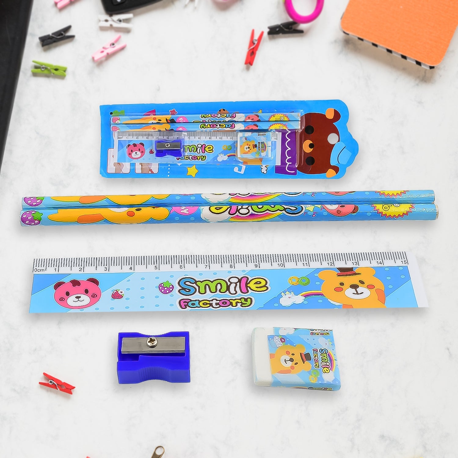 Cartoon-themed wooden pencil set for kids Cartoon-themed wooden pencil set for kids